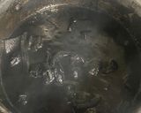 Foto del passaggio 3 della ricetta Spaghetti con nero di seppia