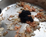 Foto del paso 1 de la receta: Espaguetis con salmón y caviar de algas