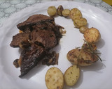 Foto del paso 4 de la receta: Filete al perejil con papas rústicas
