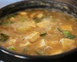 Foto langkah ke 3 dari resep Soybean Soup (Doenjang jiggae).