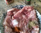 Foto del paso 1 de la receta Muslos de pollo deshuesados con calabacín