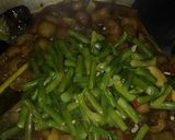 Foto langkah ke 3 dari resep Kikil tumis buncis.