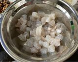 A picture of step 4 of Tofu Skin Shumai.