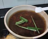 Foto langkah ke 1 dari resep Bubur Singkong Gula Aren.