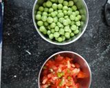 A picture of step 2 of Grated Cauliflower and green peas.