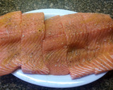Foto del paso 2 de la receta: Salmón a la manteca de hierbas y su guarnición