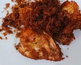 Foto langkah ke 5 dari resep Ayam Ungkep Bumbu Lengkuas.
