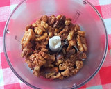 Foto del paso 8 de la receta: Mohammara de pimientos asados con nueces y sésamo