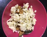 A picture of step 3 of Cheesy keema stuffed hash brown.