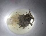 A picture of step 1 of Jowar Flour Khichu.