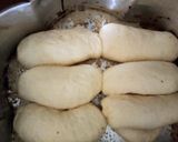Foto langkah ke 3 dari resep Roti Abon.
