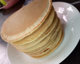 A picture of step 4 of Pancakes.
