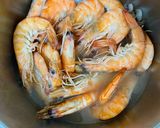 A picture of step 3 of Drunken Shrimp.