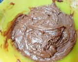 चॉकलेट केक (chocolate cake recipe in marathi) रेसिपी स्टेप 3 फोटो 