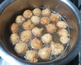 A picture of step 3 of Dahi Vada.