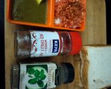 A picture of step 1 of Quick mayo sandwich.
