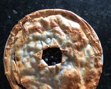 A picture of step 3 of Blueberry pie.