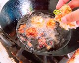 A picture of step 2 of Maggi Pakora.