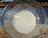 A picture of step 2 of Sooji  Uttapam.