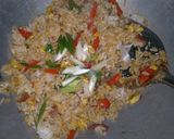 Foto langkah ke 3 dari resep Nasi goreng prapika.