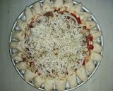Foto langkah ke 3 dari resep Macaroni Beef Pizza.