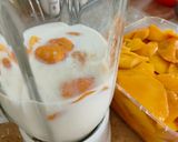 A picture of step 1 of Chilled Mango Shake 🥭🥭.