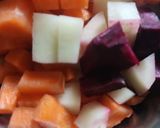 বীট গাজর আলু ভাজা (Beet gajar aloo bhaja recipe in Bengali) রেসিপির ধাপ 1 ছবি