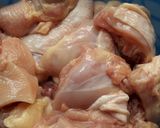 Foto langkah ke 1 dari resep Ayam Manis.