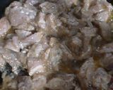 A picture of step 5 of Dry Beef chilli with garlic rice.