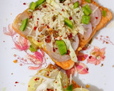 चीजीं वेज ब्रेड पिज़्ज़ा (Cheesy veg bread pizza recipe in Hindi) रेसिपी चरण 4 फोटो