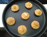 A picture of step 3 of Atta biscuits.