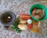 Foto del paso 1 de la receta: Caldito de pollo 🍜🐥