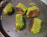 A picture of step 4 of Spicy Paneer Thecha.
