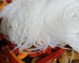 Фото кроку 4 до Фунчоза з овочами та печерицями.