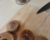 Foto del paso 4 de la receta: Higos secos tipo Smyrna pero de producción nacional 🇦🇷 con nueces de nogal, nevados con coco rallado