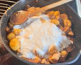 Tejszínes-paprikás csirkemell gnocchival szaftos recept fázis 4 fotója