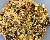 ઓટ્સ ચીક્કી (ગ્રેનોલા બાર) (Granola Bar Recipe in Gujarati) રેસીપી સ્ટેપ3ફોટો