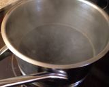 A picture of step 1 of Tentsuyu (tempura sauce).