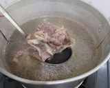 Foto langkah ke 1 dari resep Soto Iga Sapi Kuah Bening.