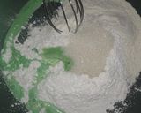 Foto langkah ke 2 dari resep Es Pisang Ijo.