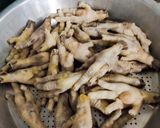 Foto langkah ke 1 dari resep Ceker mercon kuah 🔥.