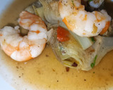 Foto del paso 4 de la receta: Alcachofas con langostinos🦐🦐