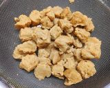 A picture of step 1 of Soya Chunks Kabab.