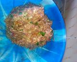 A picture of step 1 of Meat balls.