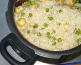 A picture of step 3 of Dry fruits and matar pulao.