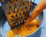 Foto del paso 2 de la receta: Mermelada de zanahorias (sin azúcar) con pasas de uva