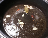 Foto del paso 3 de la receta: Mejillones al vapor con ajo y perejil y toque de balsámico