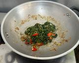 Foto langkah ke 6 dari resep Tumis Daun Pucuk Labu.