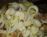 Foto langkah ke 3 dari resep Ayam goreng mentega.