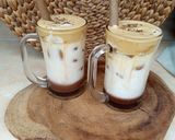 Foto langkah ke 5 dari resep Choco Dalgona Coffee.